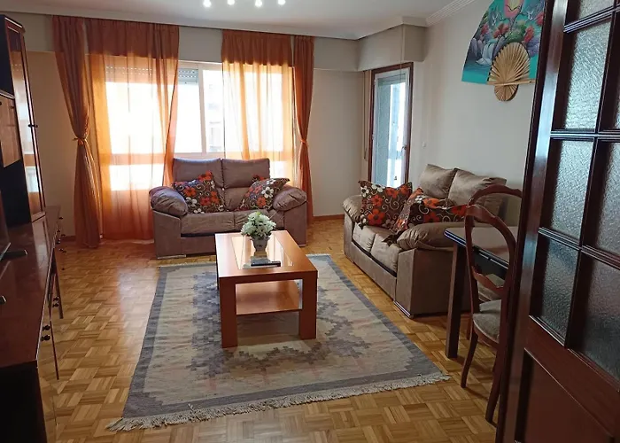 Piso Amplio En Vigo Con Parking