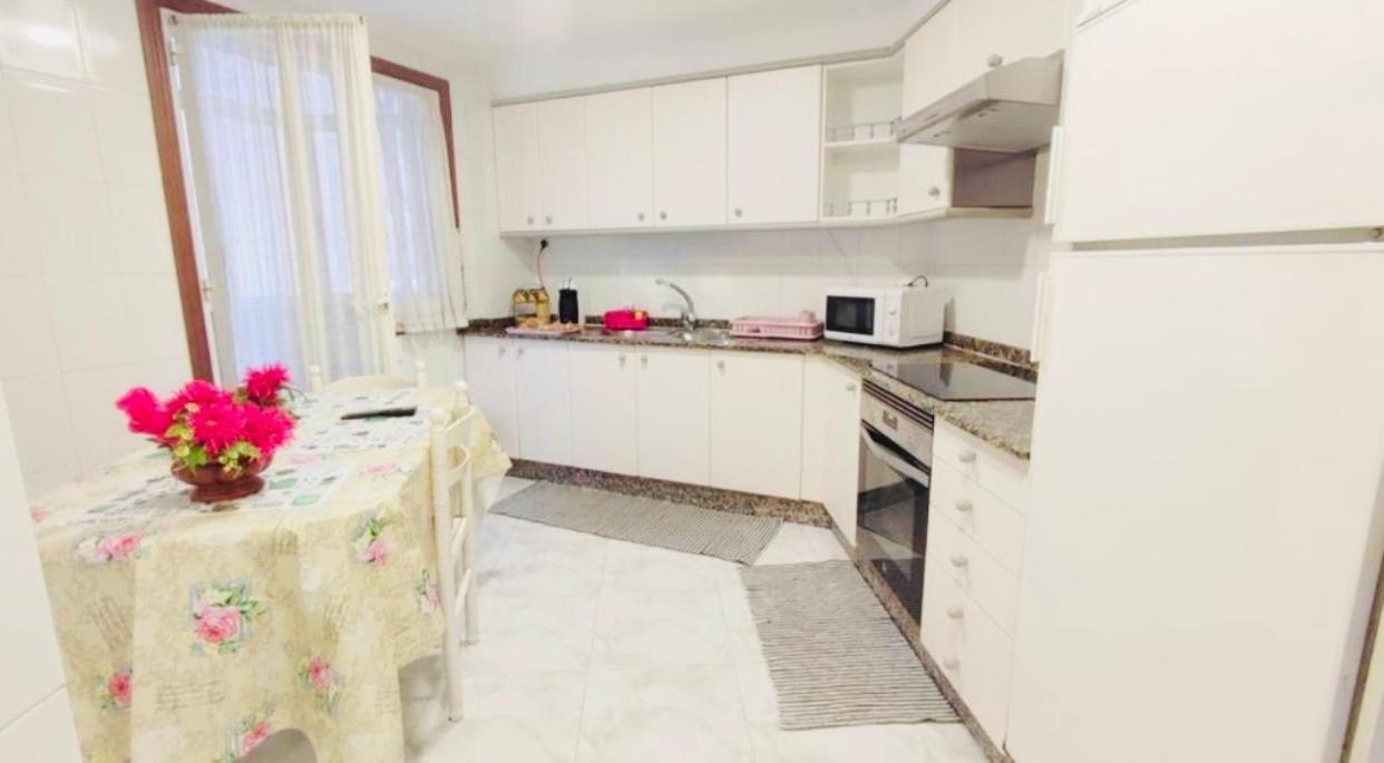 Piso Amplio En Con Parking Apartment Vigo